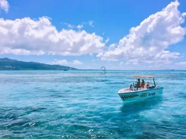 曹颖49岁吃饭遭嘲“滤镜太强”:面容憔悴,皱纹明显