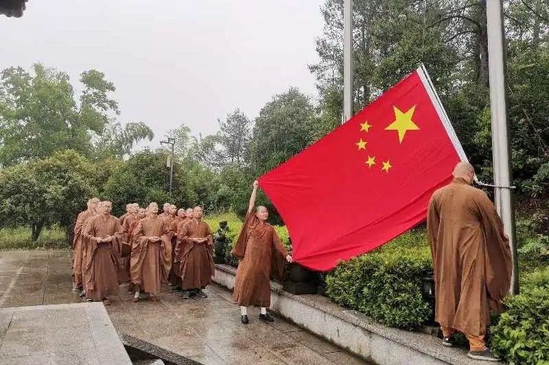 逃离牧场房子